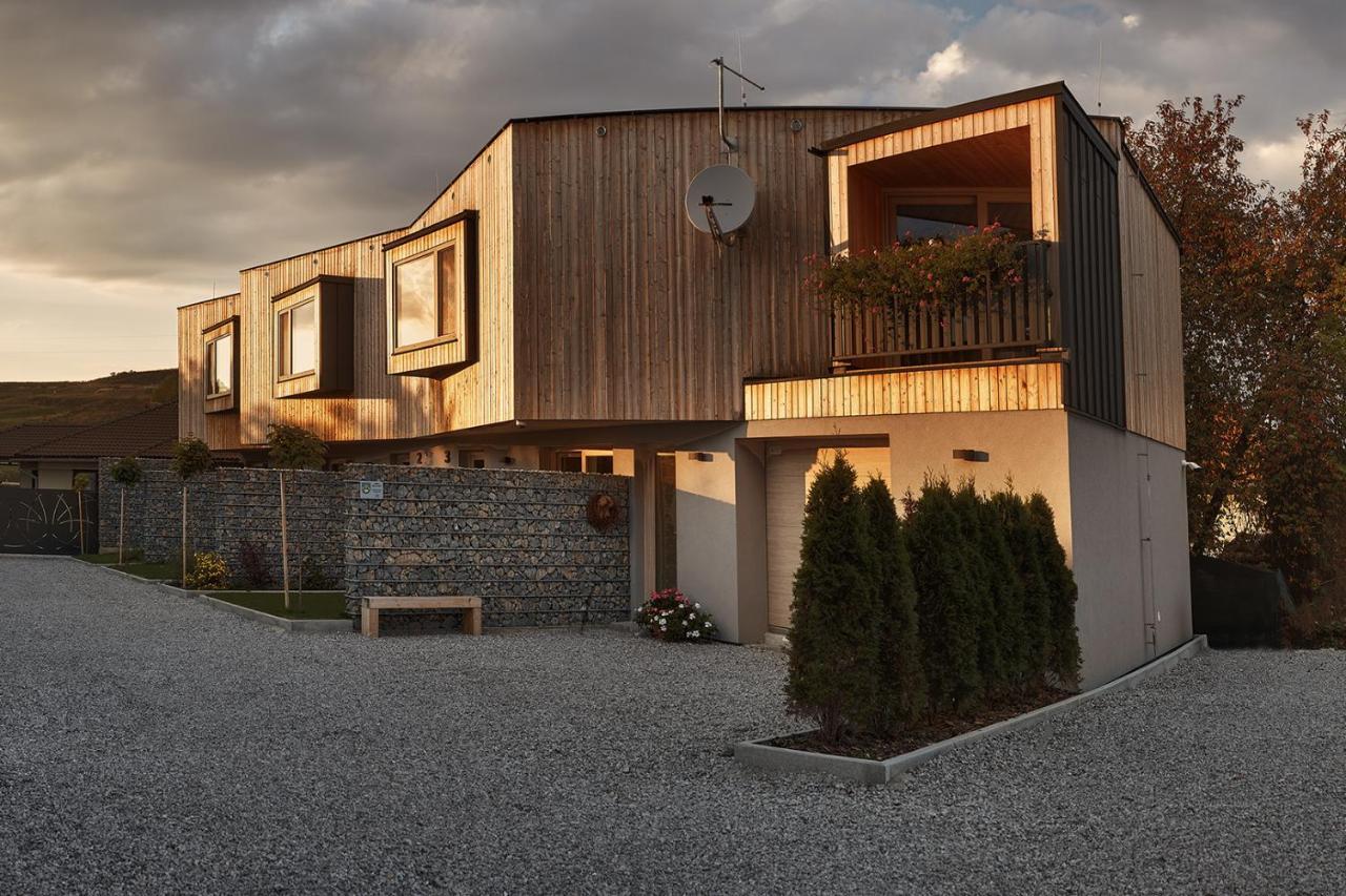 Apartmány LAMA Malatiny Exterior foto